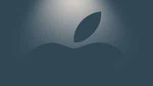 apple better off taking 25 tariff hit than move iphone production to us 1