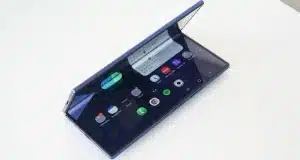 how long will your galaxy z fold 7 screen last ۲.jpg.webp