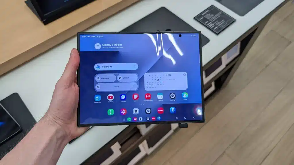 samsung wide foldable design specs leak.jpg.webp